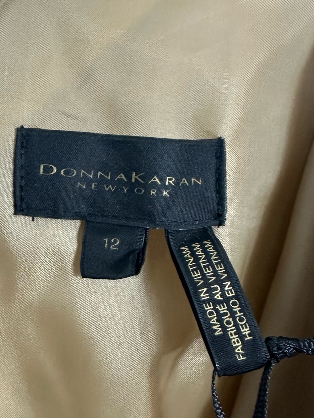 NWT Donna Karan Gold Brocade Sleeveless Wrap Ball Gown Frosted Beige 
Size 12 - Picture 7 of 16